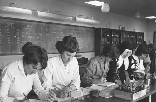 Westfield College students working in The Laboratory, 1962