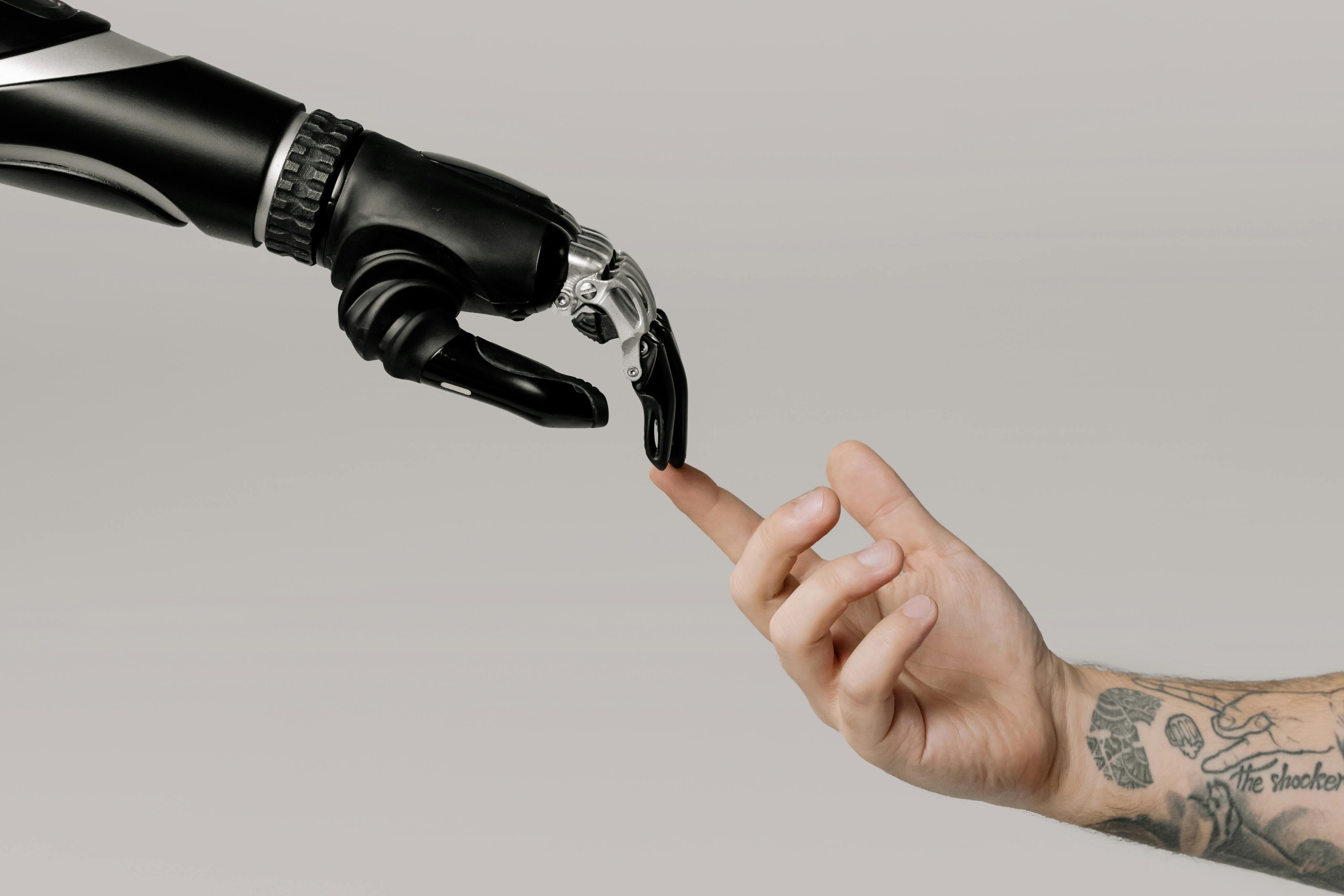 Robot and human hand